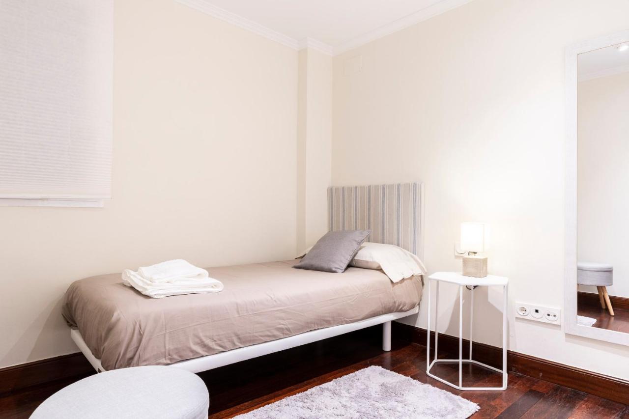 Beach And Chill Apartment By Cisan Rentals San Sebastian Exterior photo